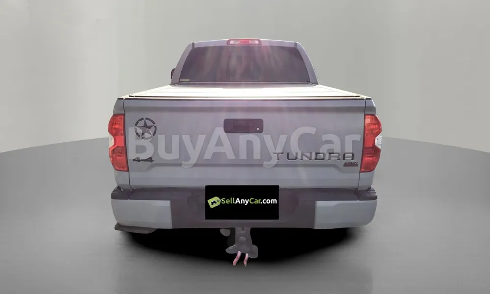 Vehicle photo 2