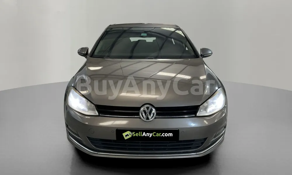 Vehicle photo 1