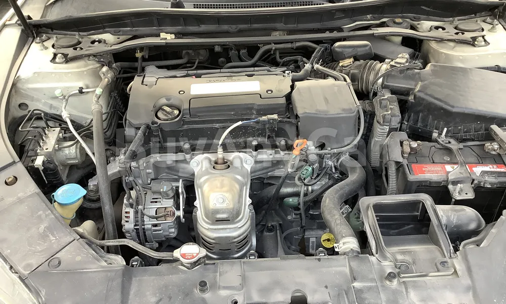 Vehicle photo 6