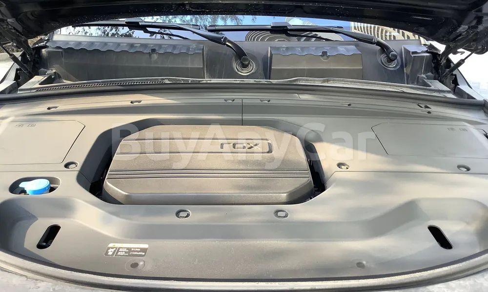Vehicle photo 7