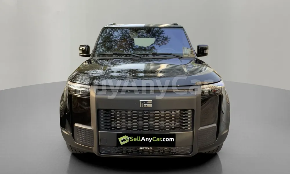 Vehicle photo 1