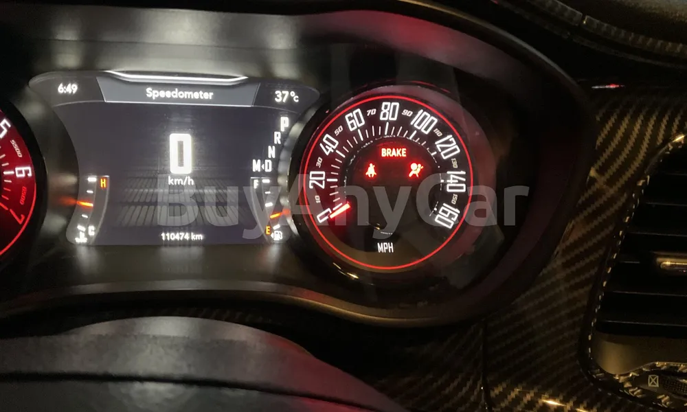 Vehicle photo 8