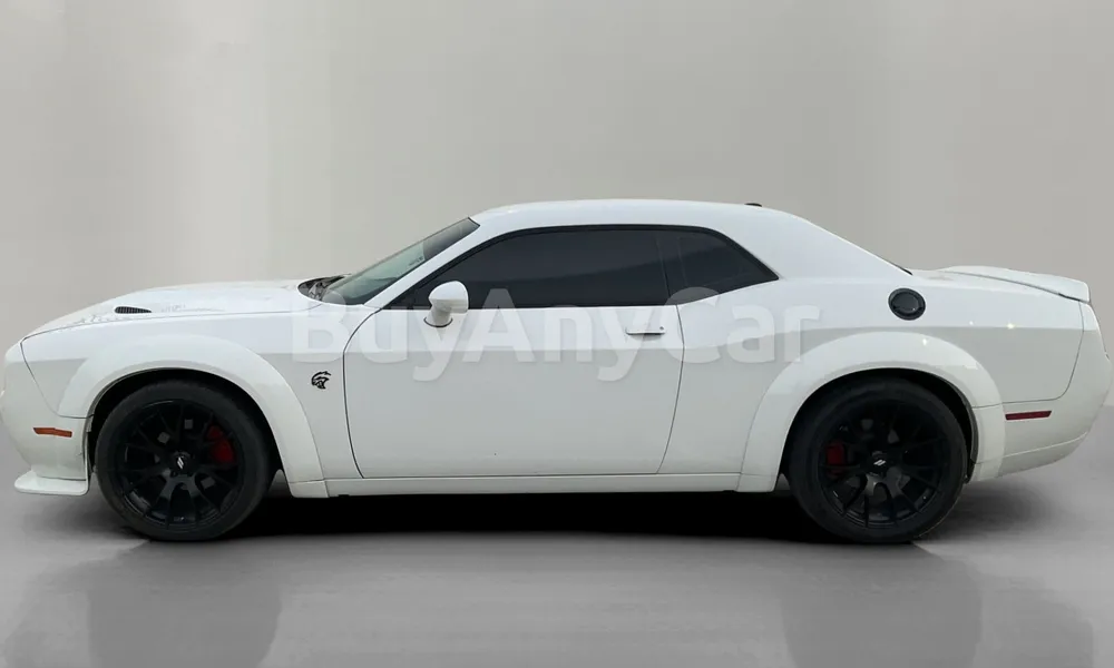 Vehicle photo 4