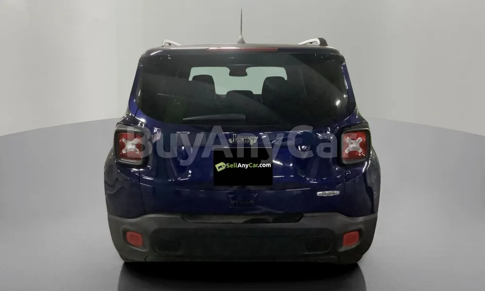 Vehicle photo 2