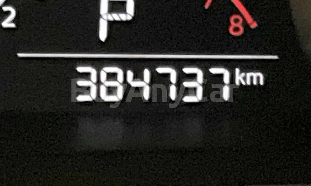 Vehicle photo 5