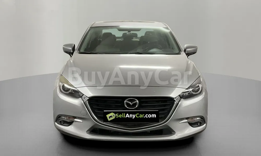 Vehicle photo 1