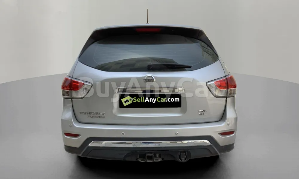 Vehicle photo 2