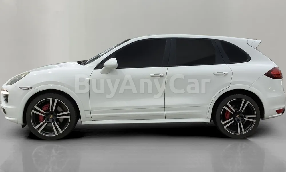 Vehicle photo 4