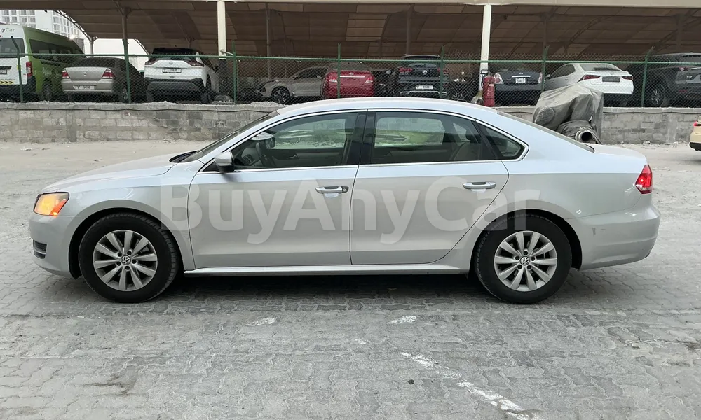 Vehicle photo 5