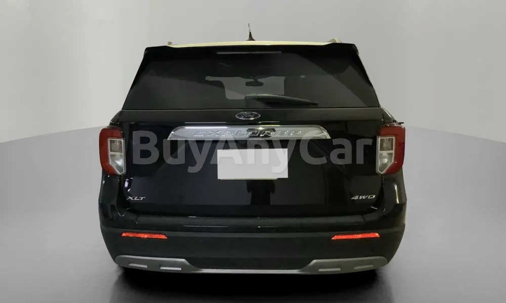 Vehicle photo 2