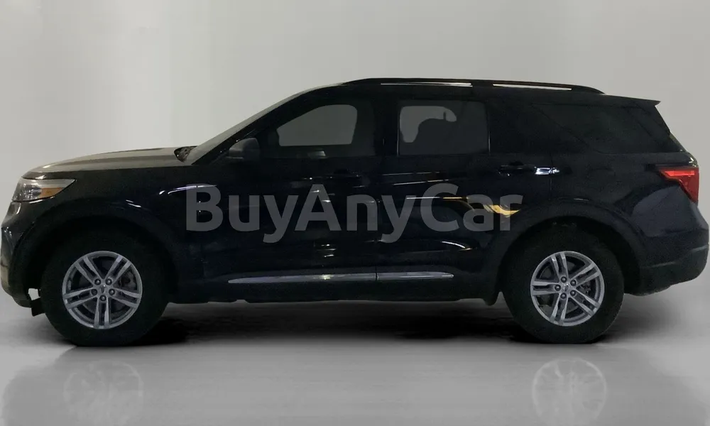 Vehicle photo 4