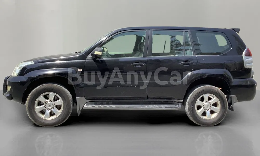 Vehicle photo 4