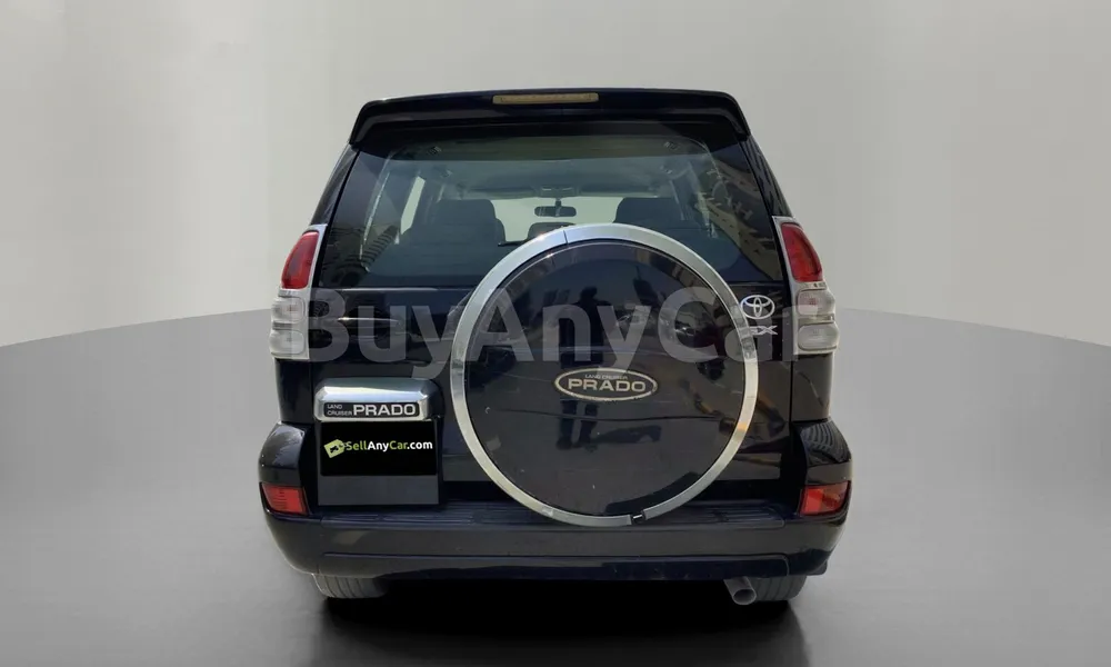 Vehicle photo 2