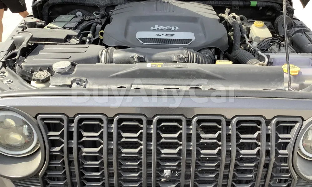 Vehicle photo 6