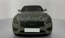 Infiniti Q70