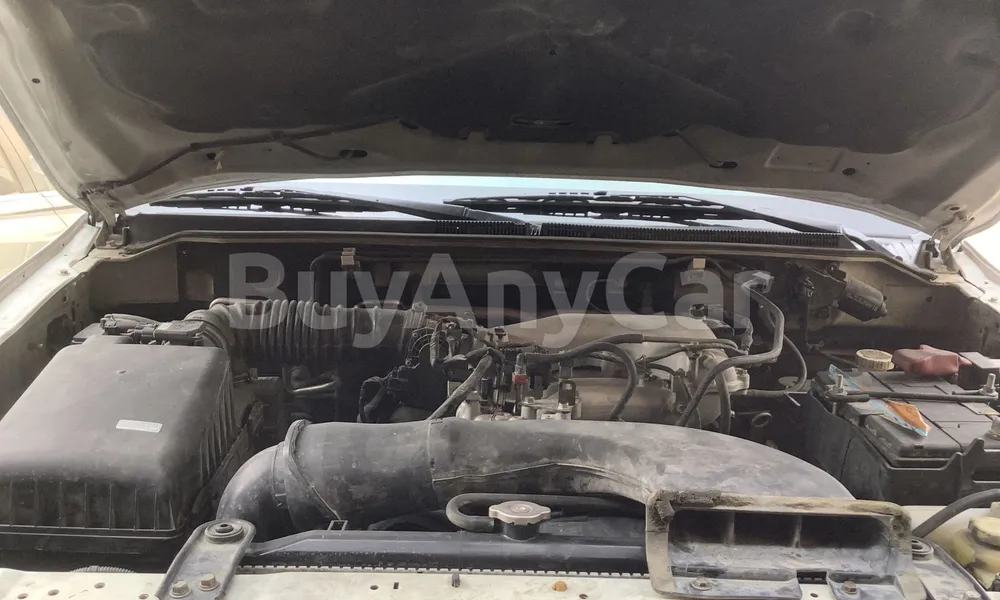 Vehicle photo 7