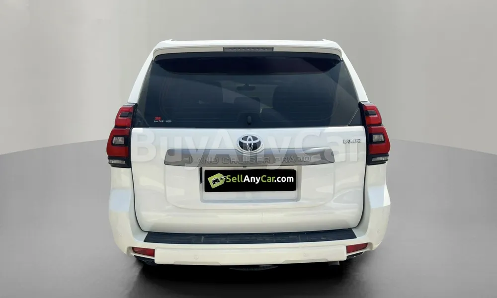 Vehicle photo 2