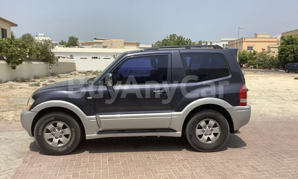Vehicle photo 4
