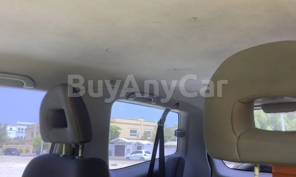 Vehicle photo 9