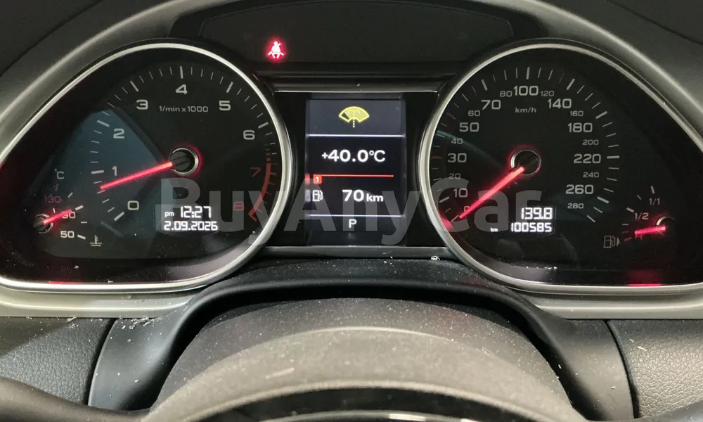 Vehicle photo 7