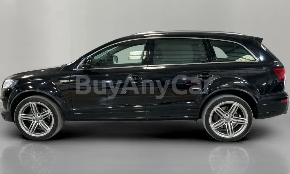 Vehicle photo 4
