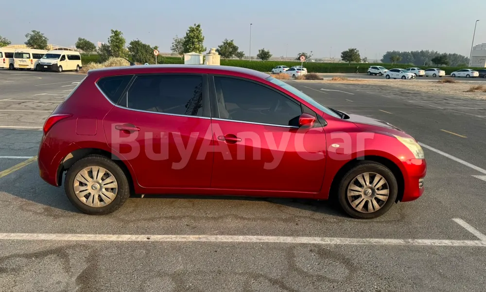 Vehicle photo 4