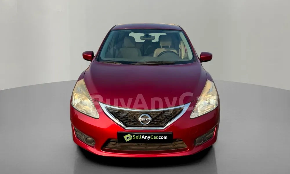 Vehicle photo 1