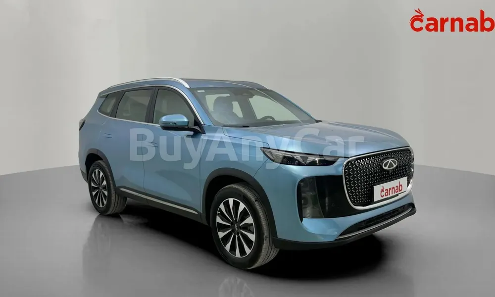 Vehicle photo 7