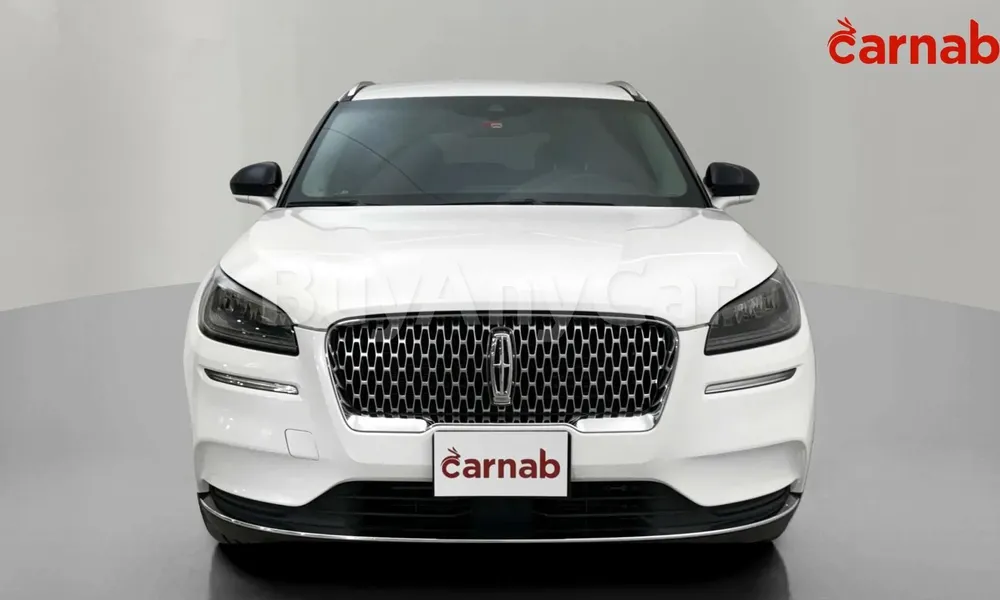 Vehicle photo 1