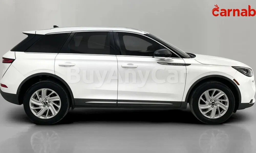 Vehicle photo 4