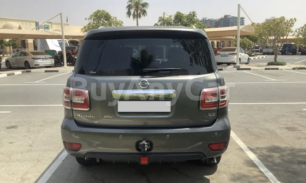 Vehicle photo 2