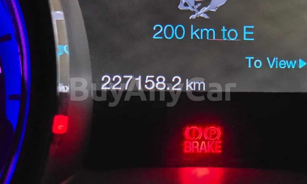 Vehicle photo 7