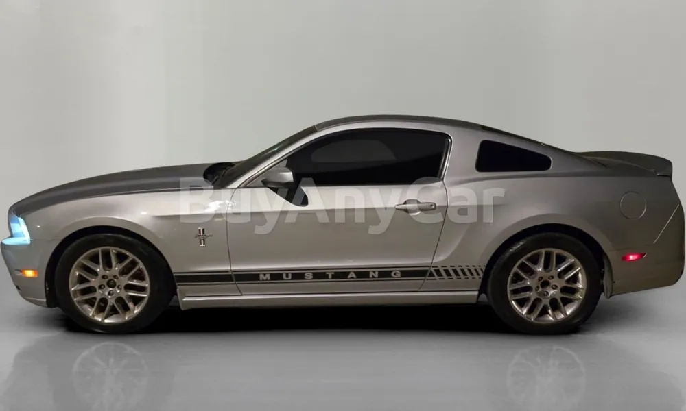 Vehicle photo 3