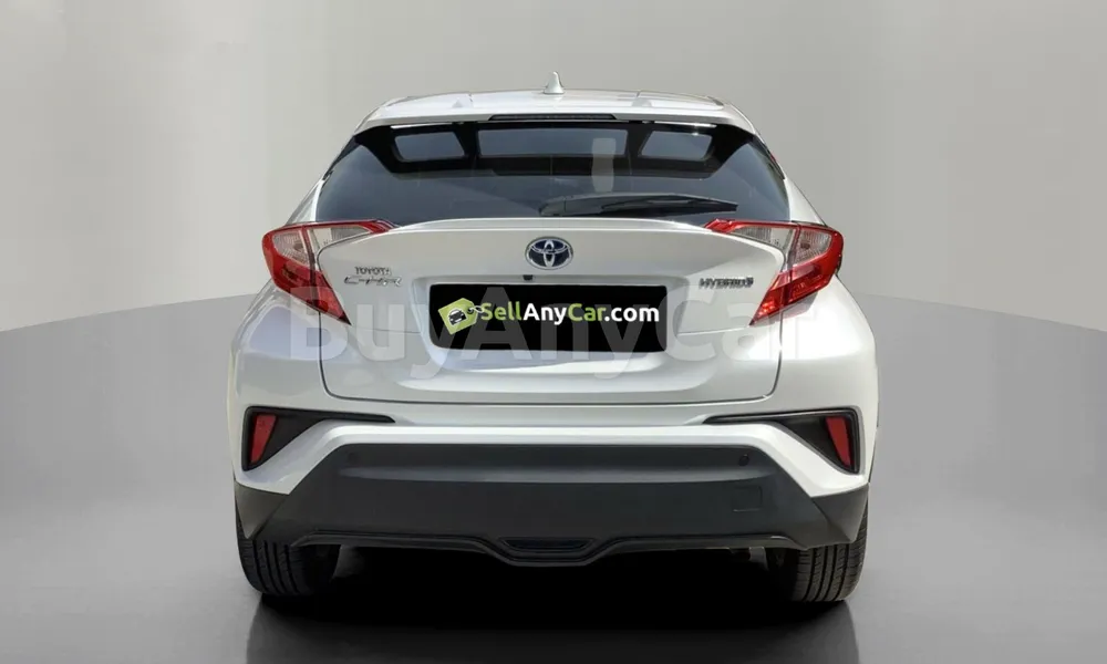Vehicle photo 2