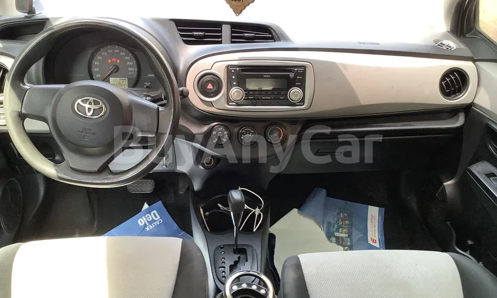 Vehicle photo 5