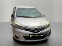 Toyota Yaris 2013