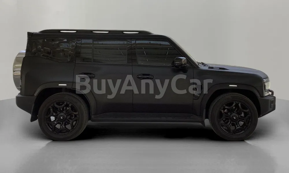 Vehicle photo 4