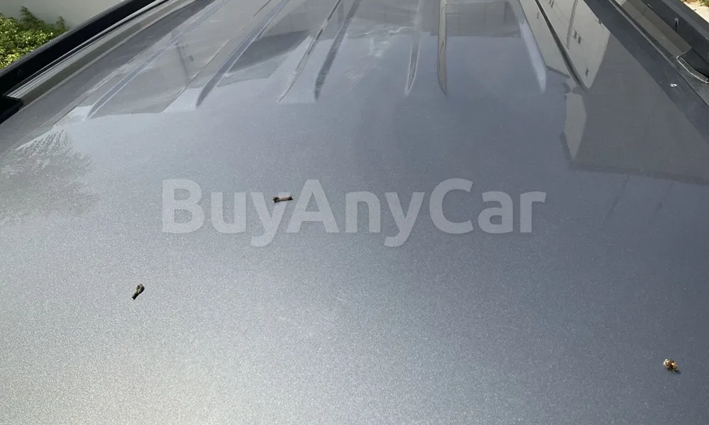 Vehicle photo 6