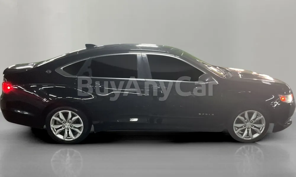 Vehicle photo 3