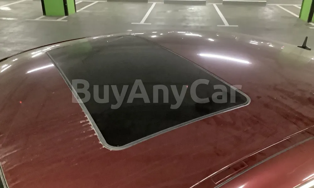 Vehicle photo 5