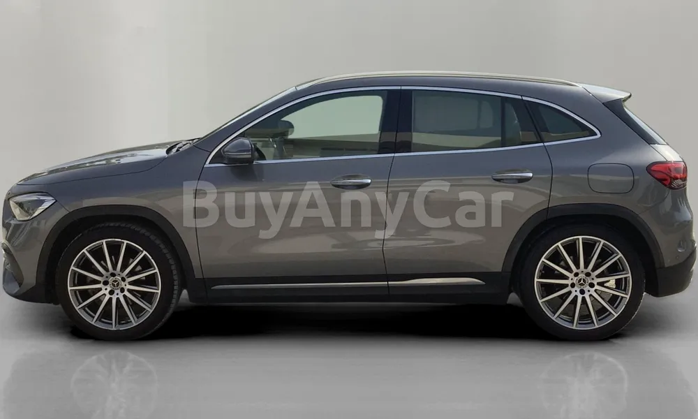 Vehicle photo 3