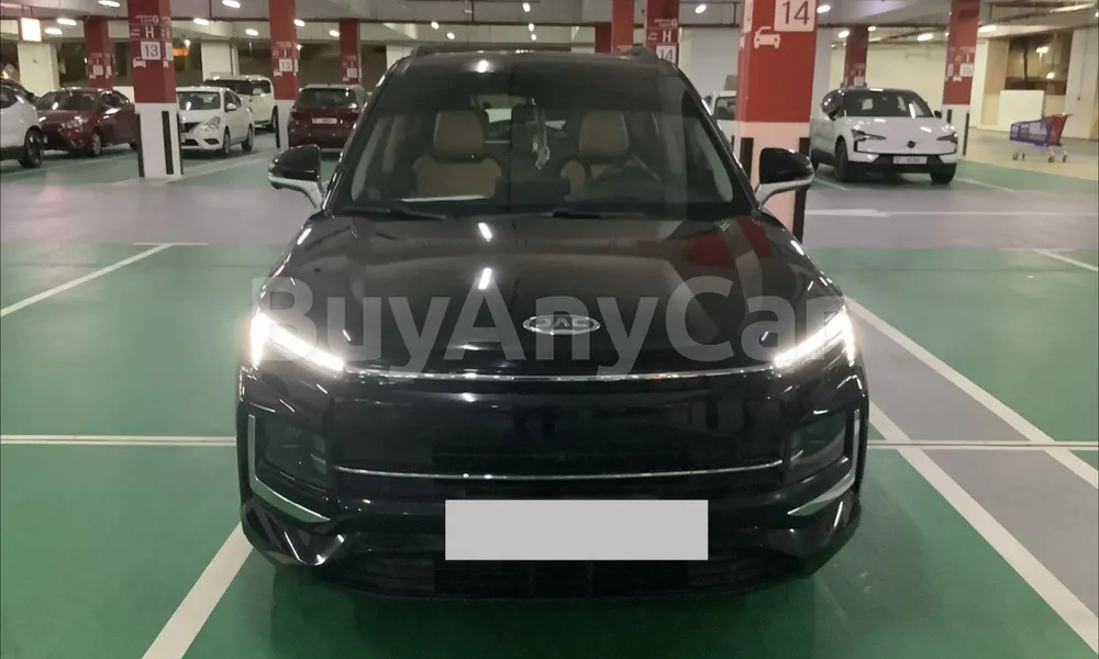 Vehicle photo 1