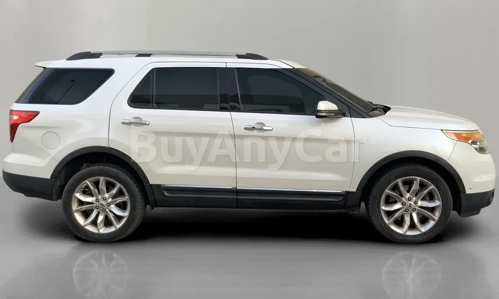 Vehicle photo 3