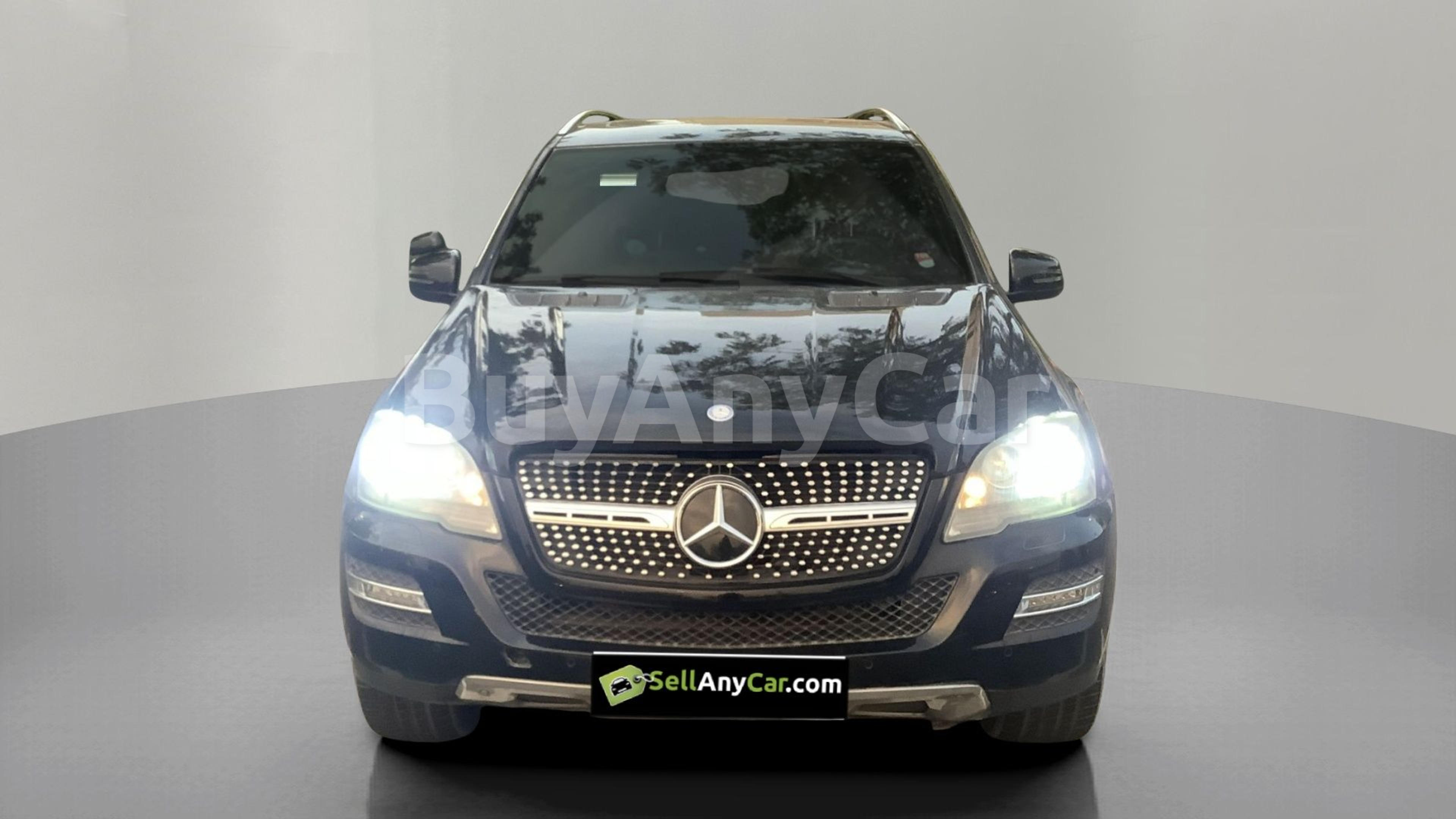 Mercedes-Benz M-Class 2011