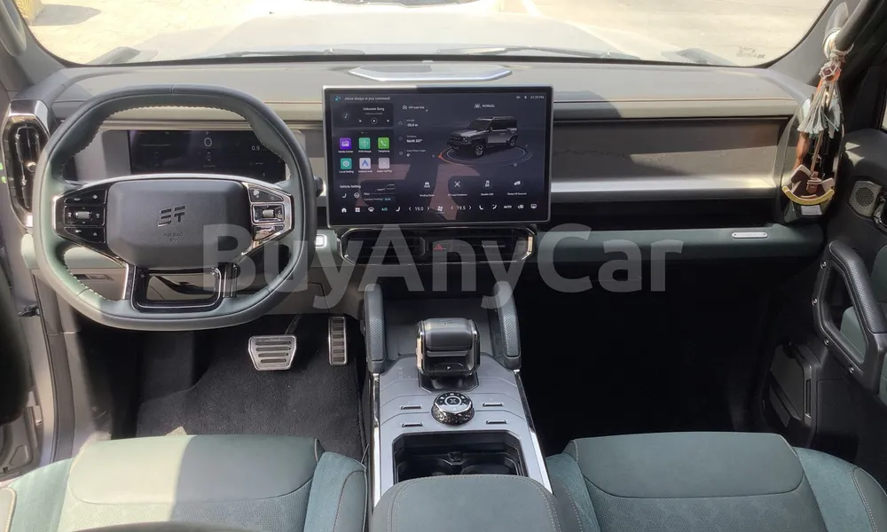 Vehicle photo 8