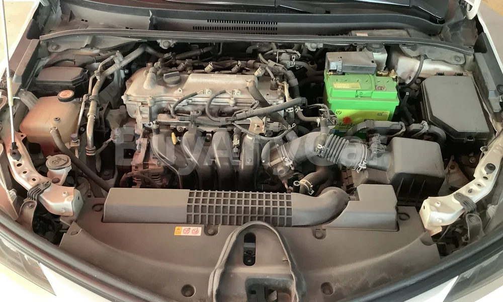 Vehicle photo 6