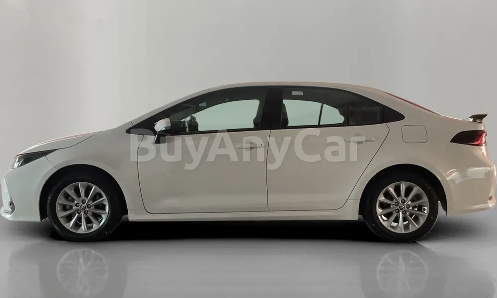 Vehicle photo 4