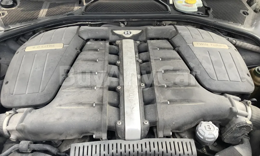 Vehicle photo 7