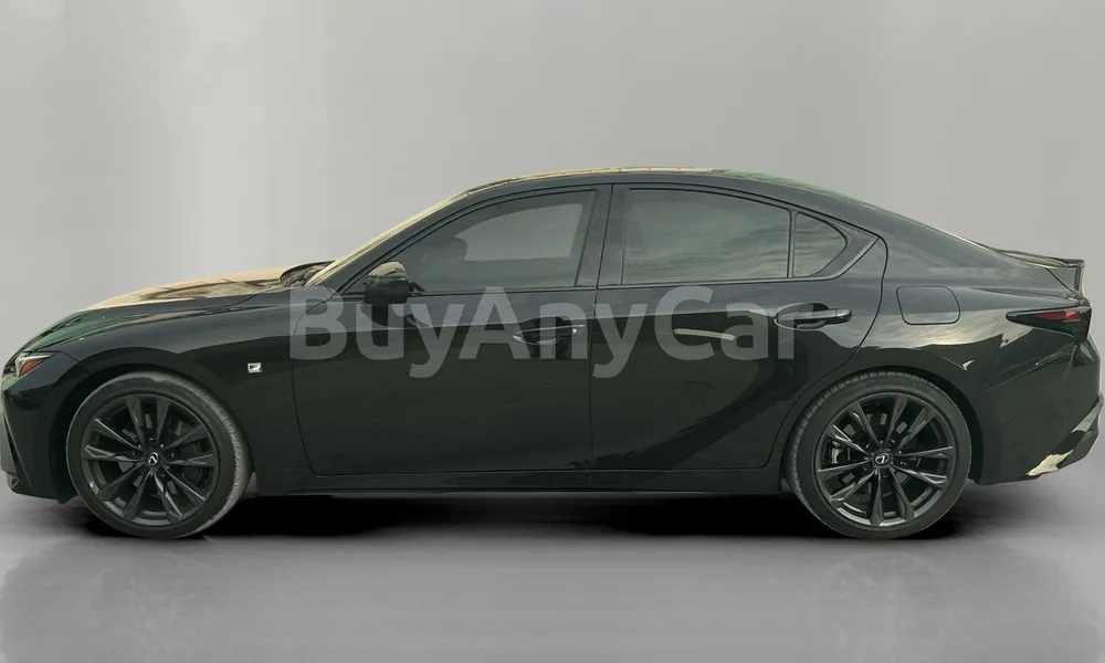 Vehicle photo 4