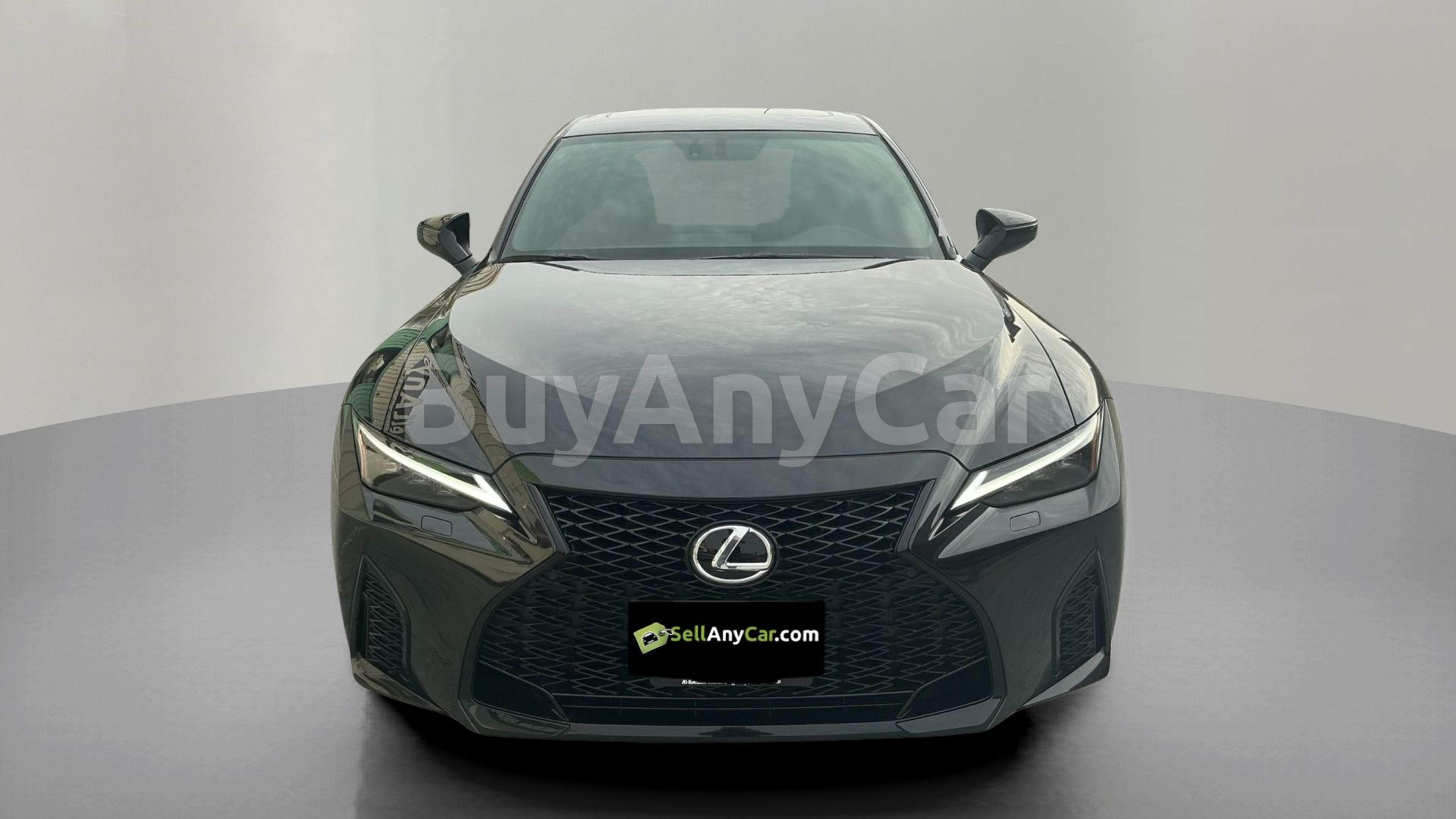 Lexus IS 2024